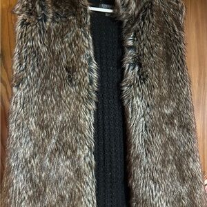 Elegant Faux Fur Vest in Brown and Black